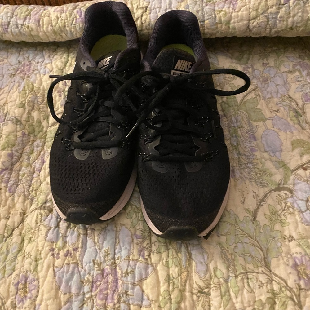 Men’s Nike Zoom Sz 8